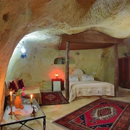 Szálloda Jerveni Cave 2*