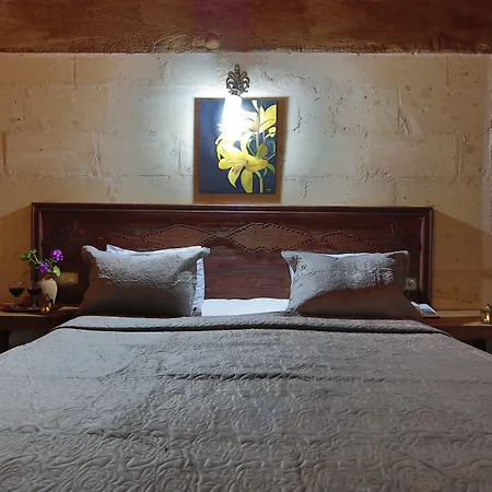 Szálloda Jerveni Cave 2*