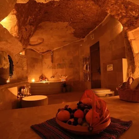 Jerveni Cave Szálloda 2*