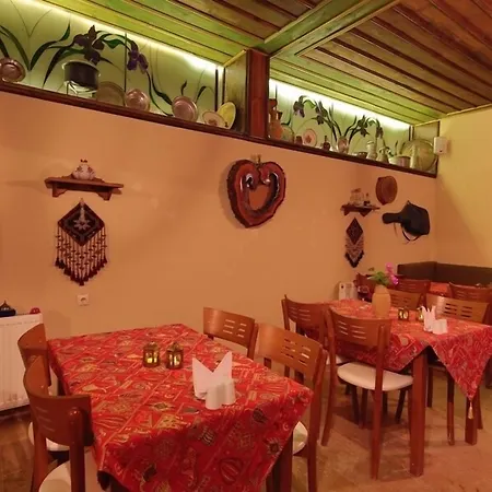 Jerveni Cave 2* Mustafapaşa