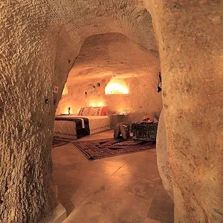 Jerveni Cave 2* Mustafapaşa