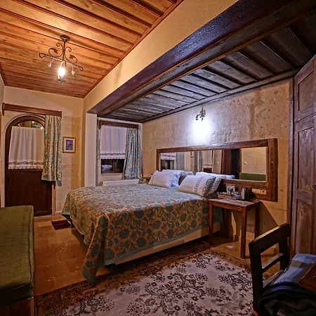 Jerveni Cave 2* Mustafapaşa