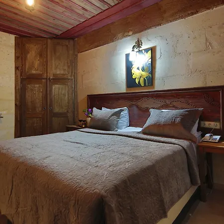 Jerveni Cave 2* Mustafapaşa