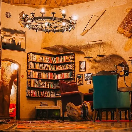 Jerveni Cave Hotel Mustafapasa