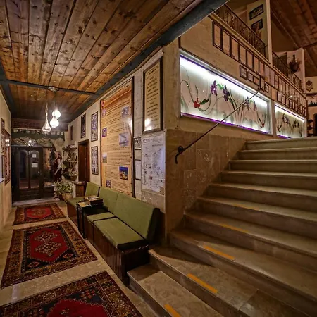 Jerveni Cave Szálloda Mustafapaşa