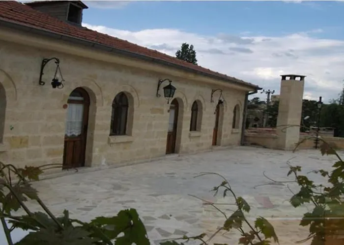 Jerveni Cave Mustafapaşa