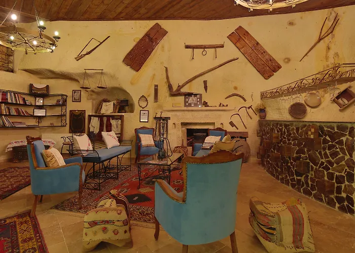 Jerveni Cave Hotel 2*