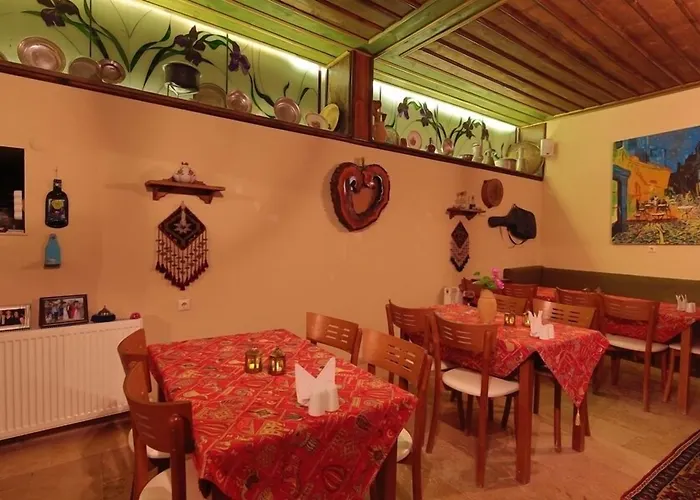 Jerveni Cave 2* Mustafapaşa