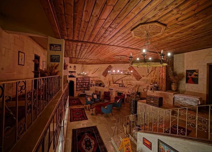 Hotel Jerveni Cave 2*